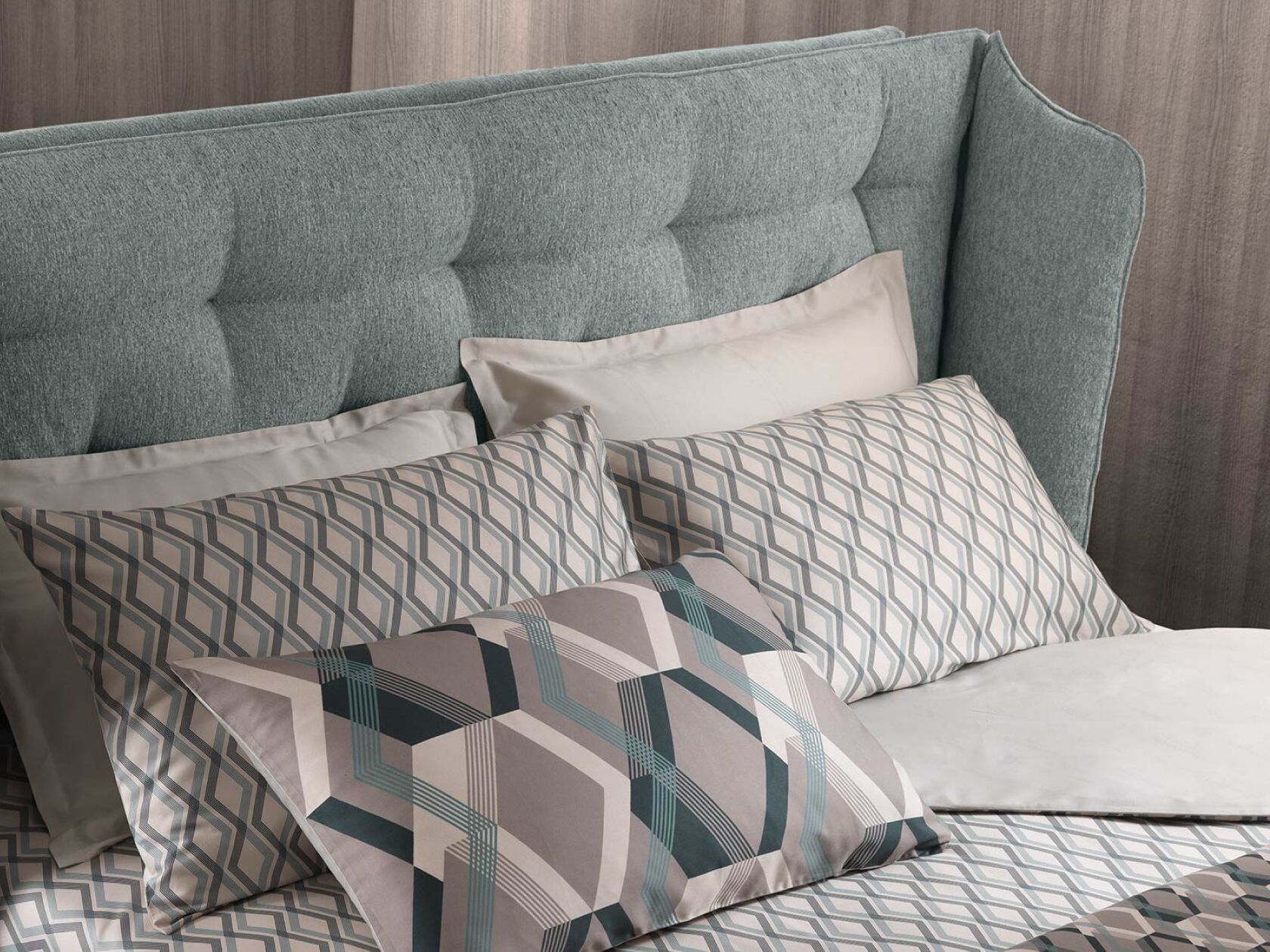 Мягкая кровать из ткани Altrenotti Why Not?! ARCH-00107774