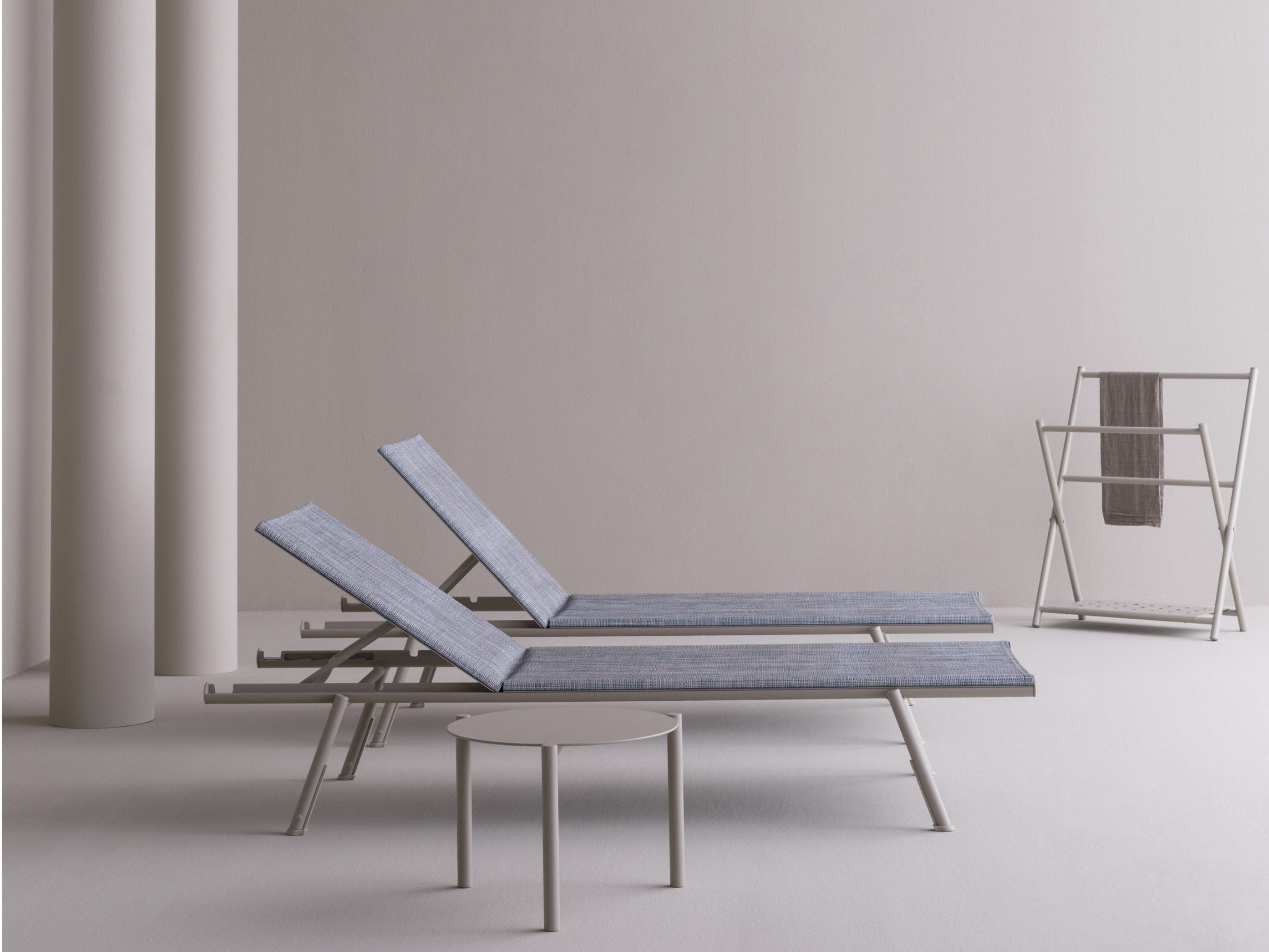 Алюминиевый напольный держатель для полотенец с порошковым покрытием Varaschin ARCH-00114537 - Вид №2