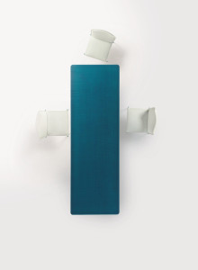 Стеклянный прямоугольный садовый стол