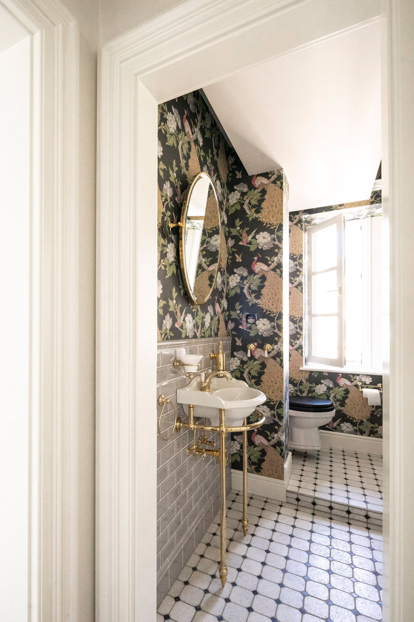 Traditional bathrooms Раковина РИЧМОНД средняя с консолью Cs-ch-063 Richmond - Вид №1