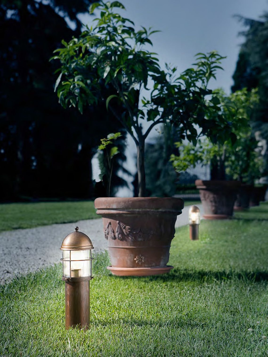 Металлический световой столб Aldo Bernardi Attila ARCH-00041801 - Вид №1