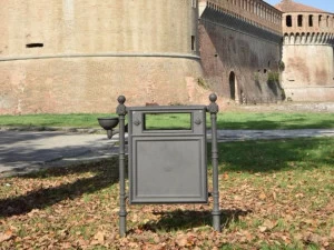 Neri Контейнер для мусора чугунный с пепельницей Scilla