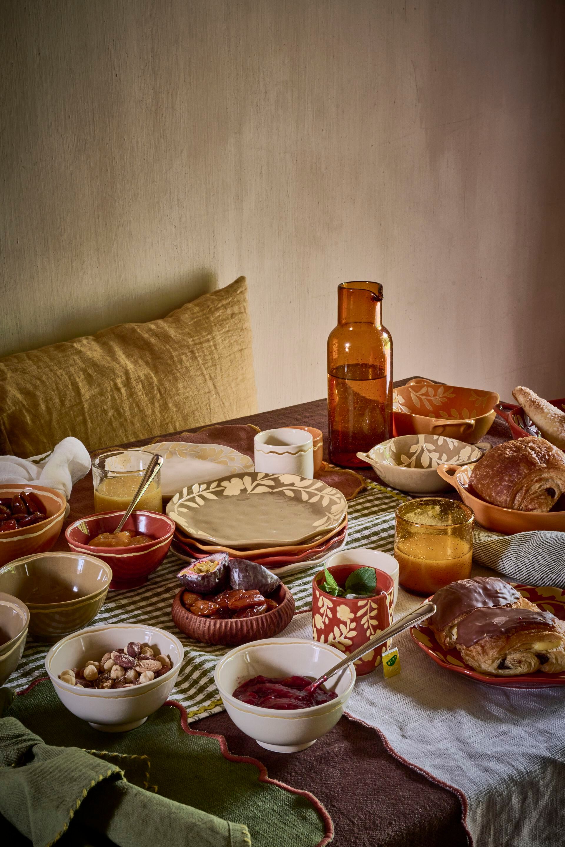 Фарфоровая чашка / тарелка POMAX Romance ARCH-00138494 - Вид №8