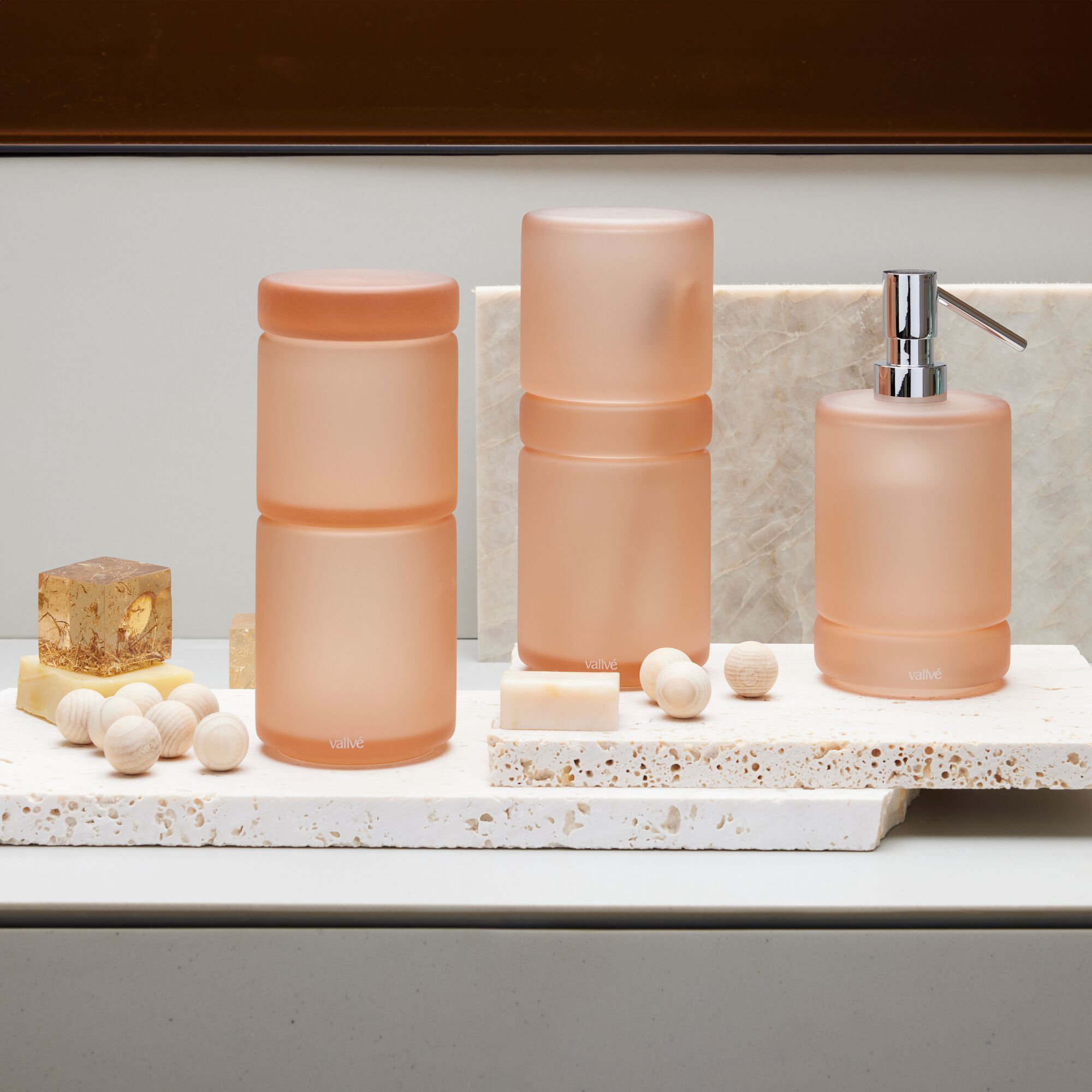 Диспенсер для мыла из смолы Vallvé LUNA ARCH-00032178 - Вид №7