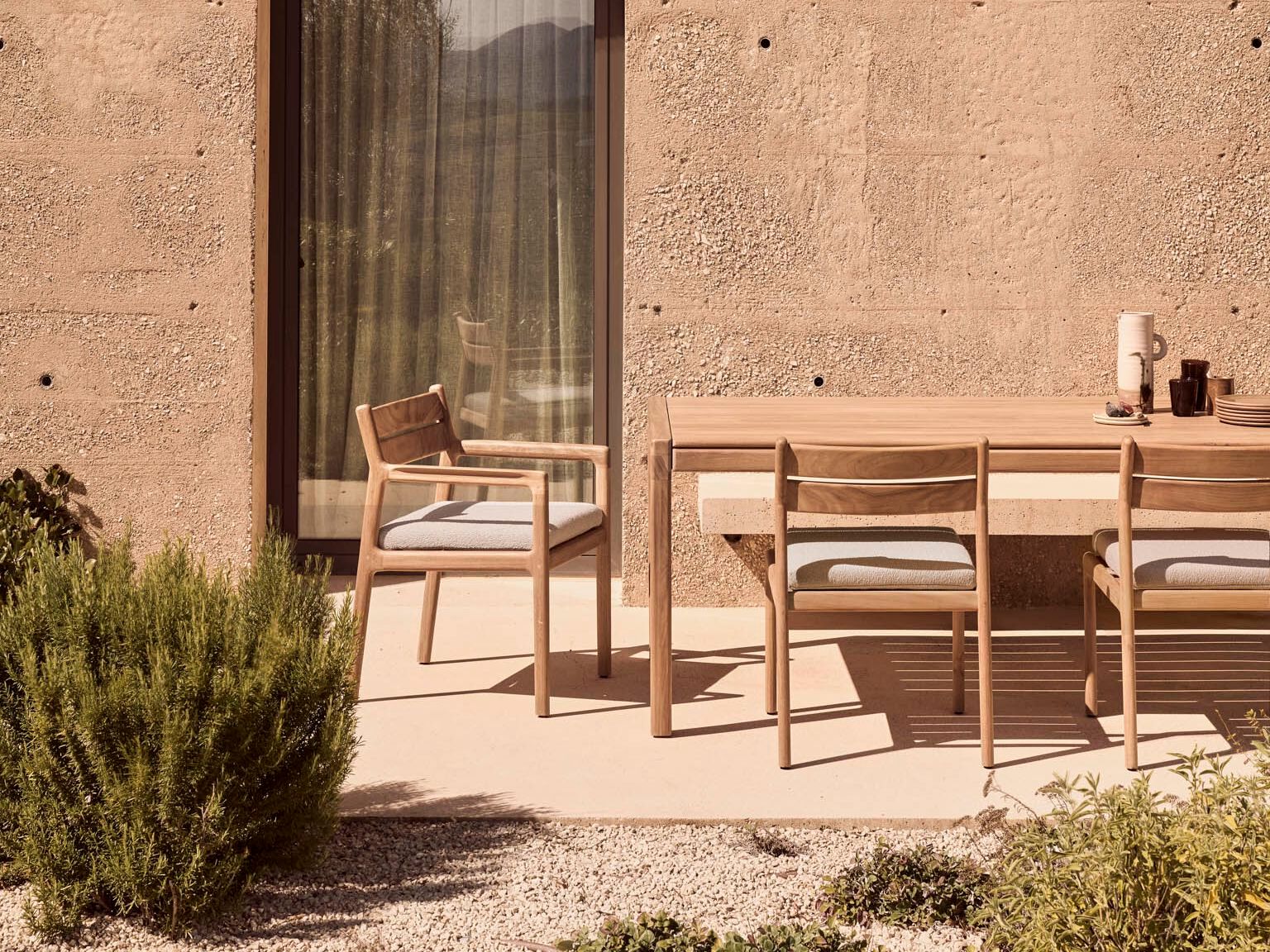 Садовое кресло из тикового дерева со встроенной подушкой Ethnicraft Джек ARCH-00140211 - Вид №4