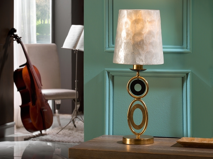 033906 Настольная лампа 1L золотая Schuller Eden