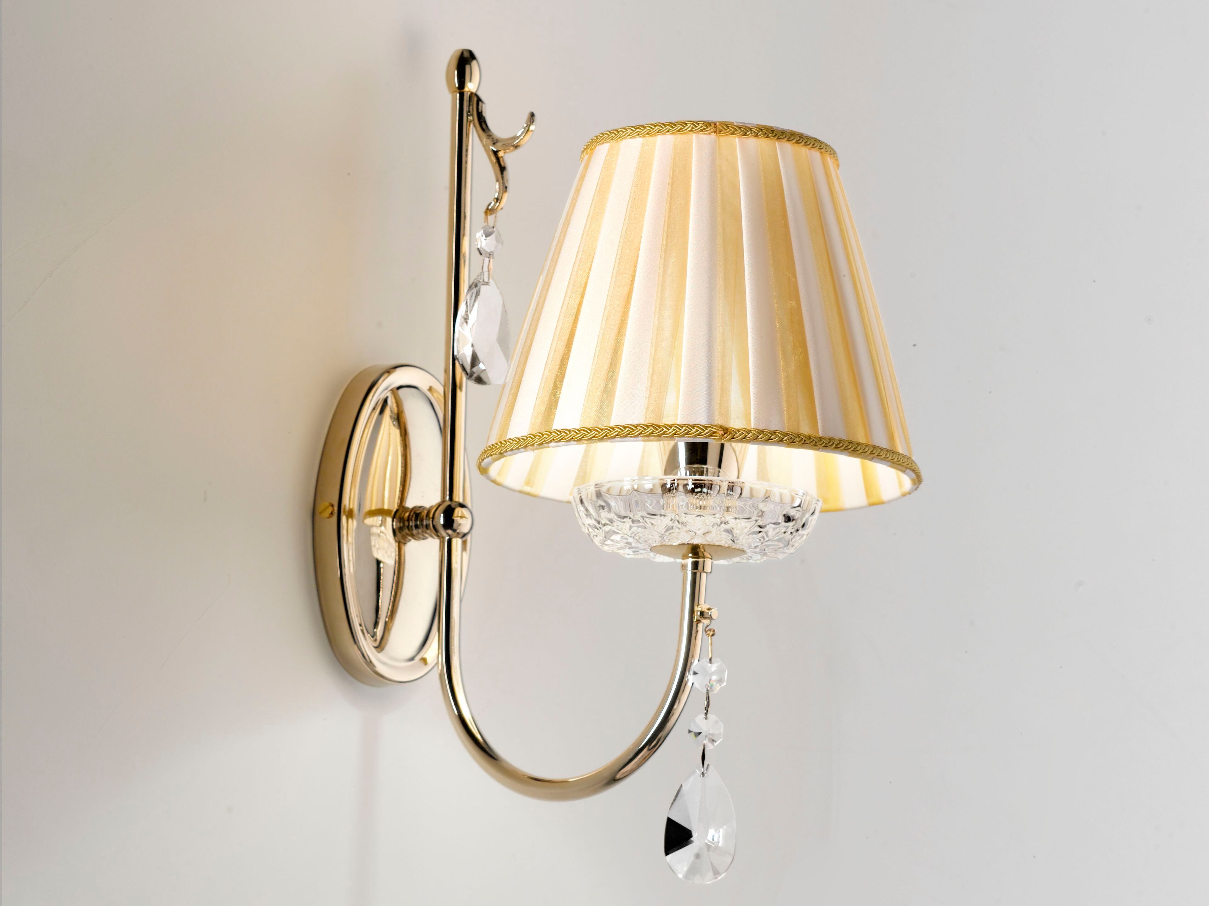 Латунный настенный светильник Cremasco Illuminazione 7447/1AP ARCH-00043468