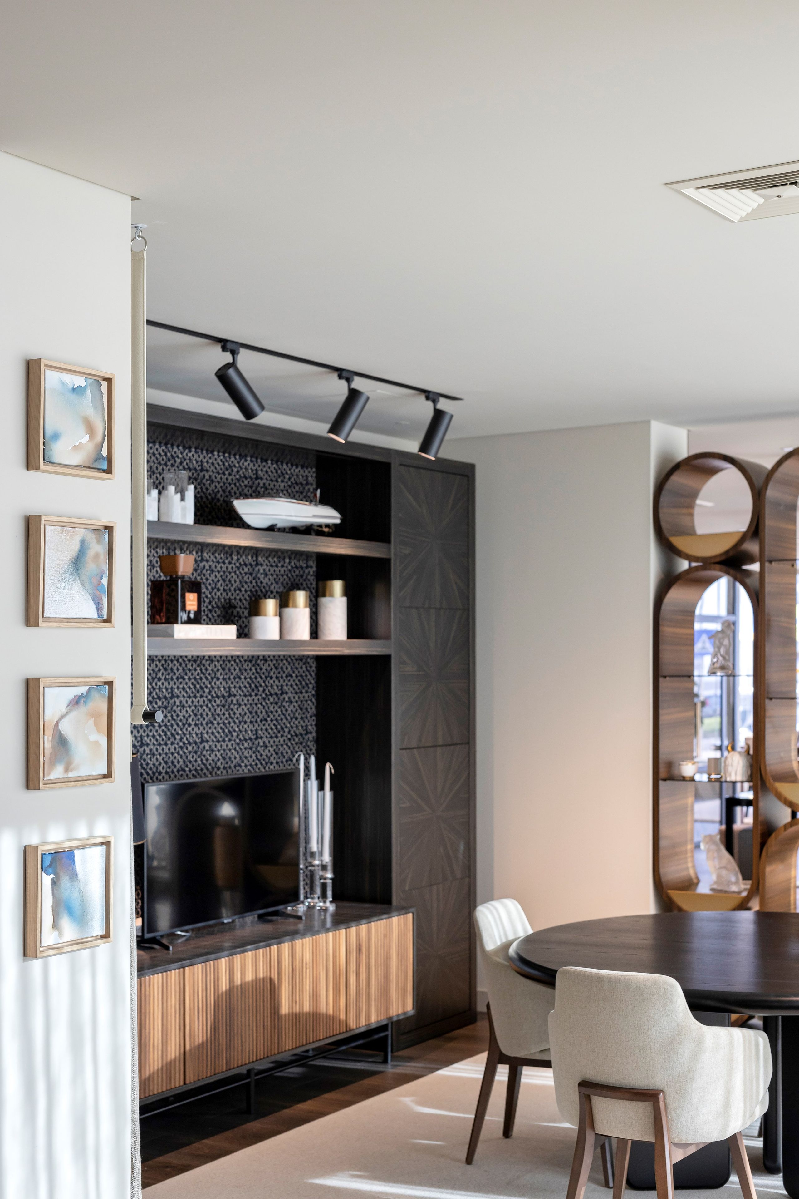 Деревянный низкий ТВ-шкаф Stylish Club Ryan ARCH-00152684 - Вид №5