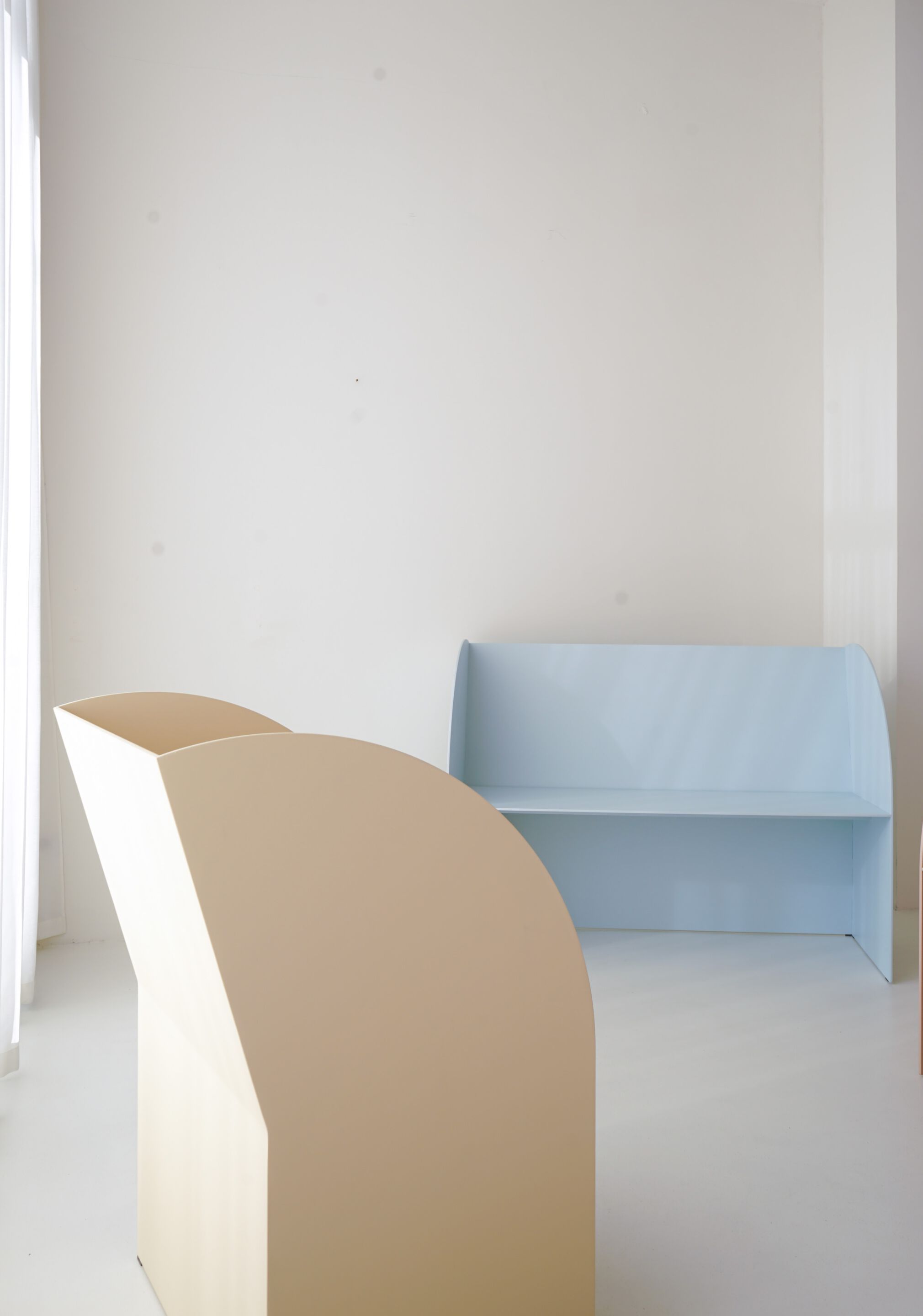 Алюминиевая скамья со спинкой Ripa Коимбра ARCH-00123248 - Вид №2