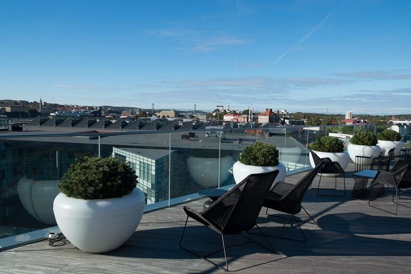 Nola Industrier Светящаяся кашпо для общественных мест из переработанного пластика  Ö14-60/ö14-61  - Вид №4