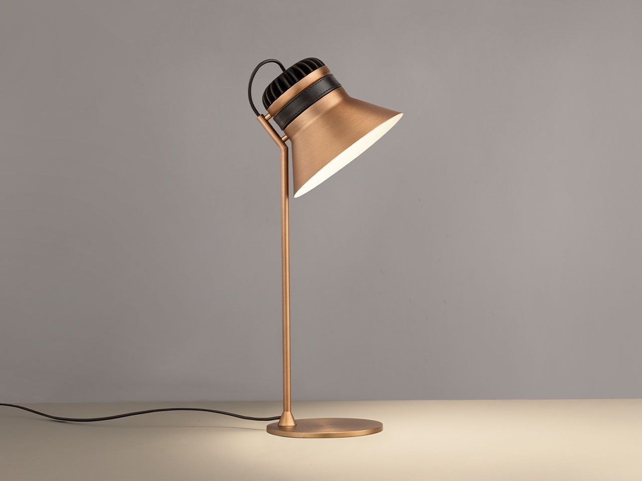 Настольная лампа из матового стекла Masiero Cordea ARCH-00079602