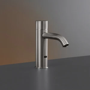 бортик смесителя с инфракрасным датчиком присутствия и регулированием температуры H. 155 мм  MIL16R CEADESIGN