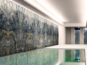 Декоративная стеклянная панель