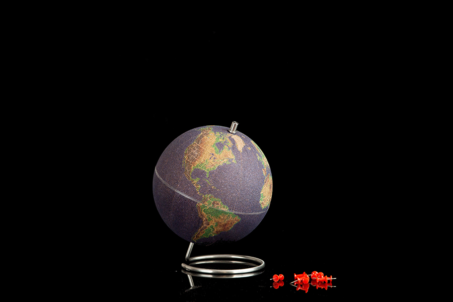 Глобус цветной Colour малый SUCK UK SKCORKGLOBE4 - Вид №9