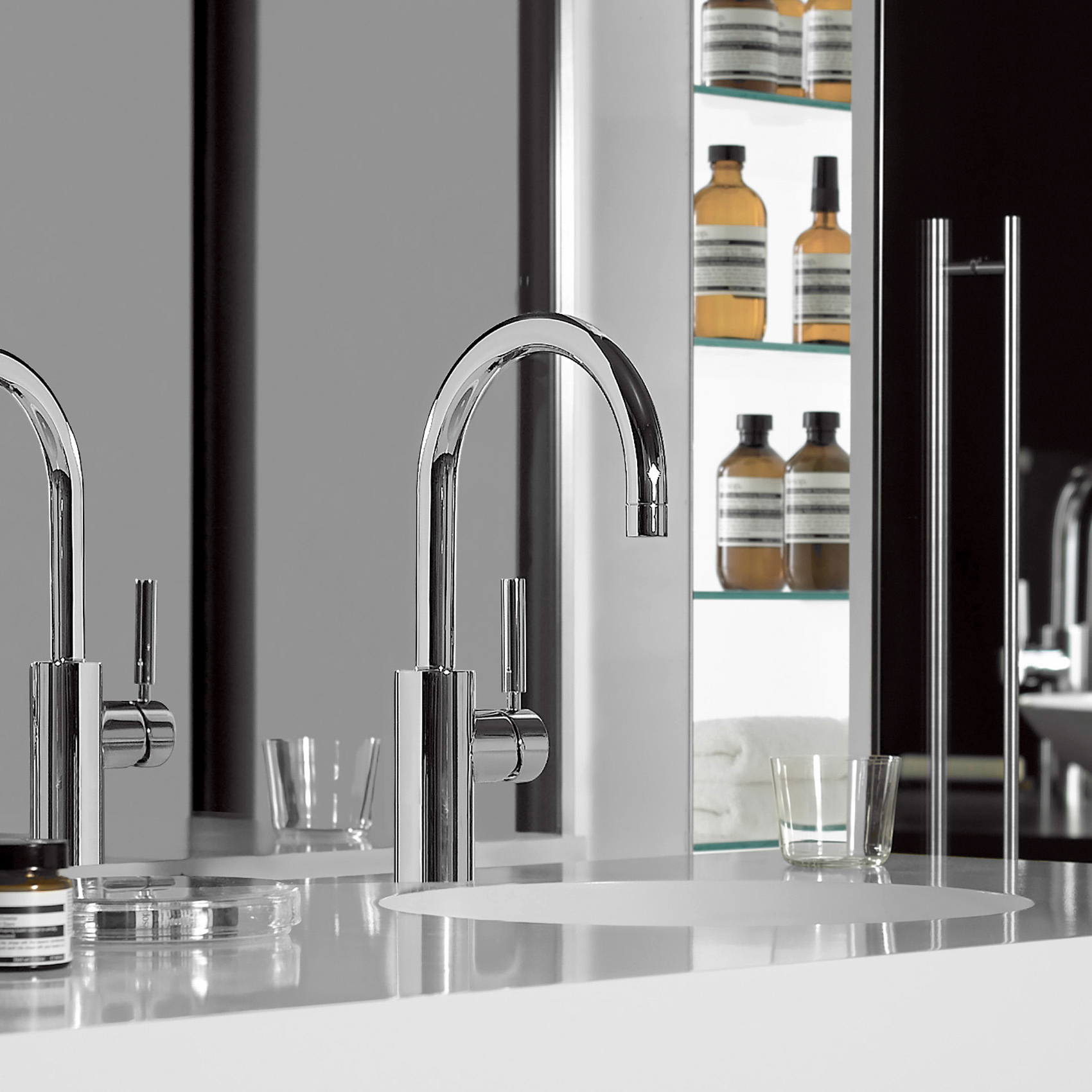 EDITION PRO Смеситель для раковины, однорычажный, со сливом, матовый хром 33515626-93 DornBracht - Вид №1