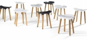 Quinze & Milan Низкий деревянный табурет Pilot