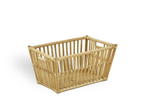 Корзина из ротанга