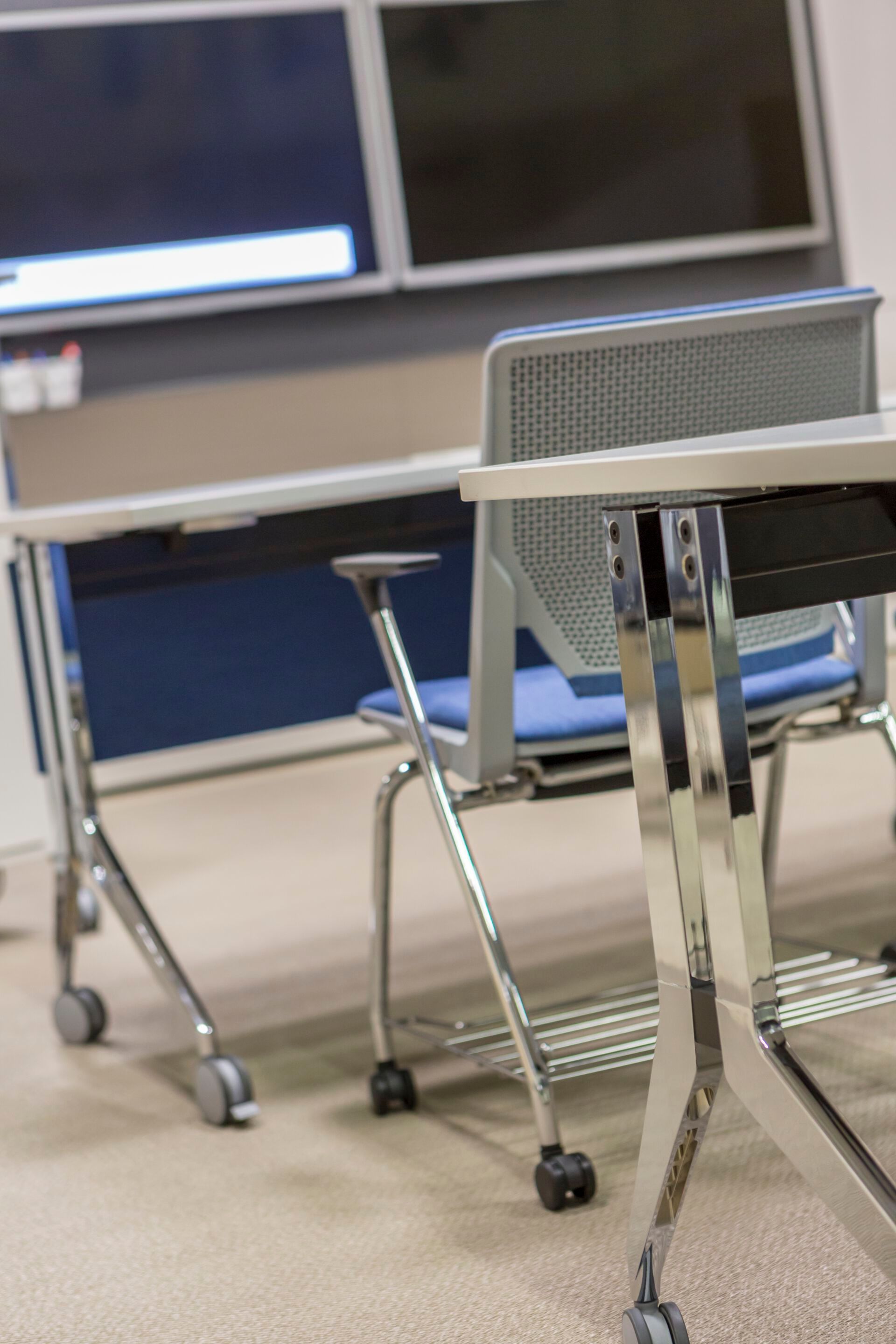 Тканевый стул для конференций с колесами Haworth Very ARCH-00116356 - Вид №3