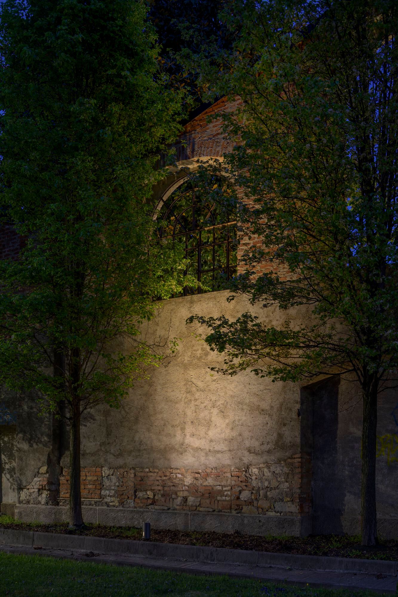 Утопленный алюминиевый светодиодный наружный прожектор Platek SHIELD ARCH-00142205 - Вид №1