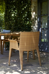 057792 Кресло клубное U Point "U"