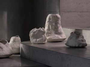 Декоративная ваза