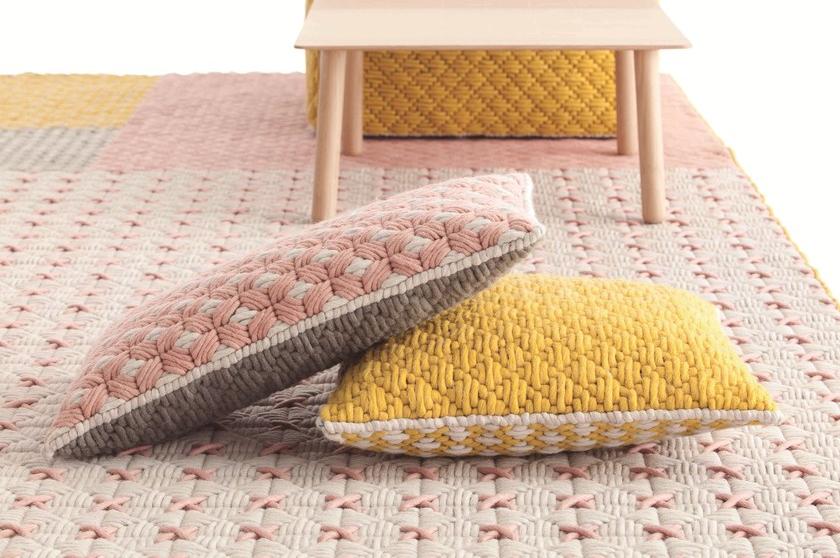 GAN Квадратная подушка ручной вышивки из ткани Silaï sun-id-1511836 - Вид №5