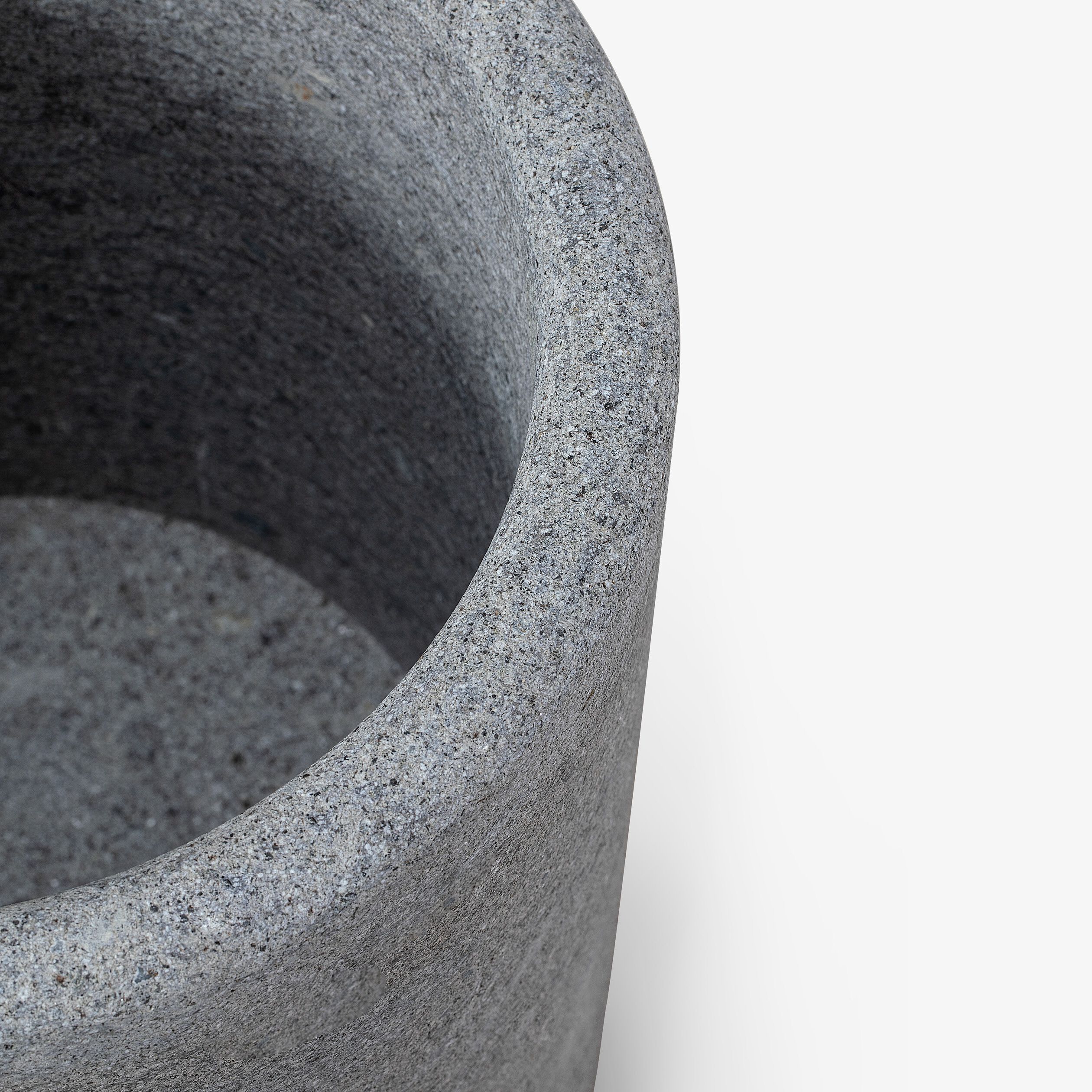 Круглый садовый горшок из пеперино VELTHA® Lapis ARCH-00047464 - Вид №6