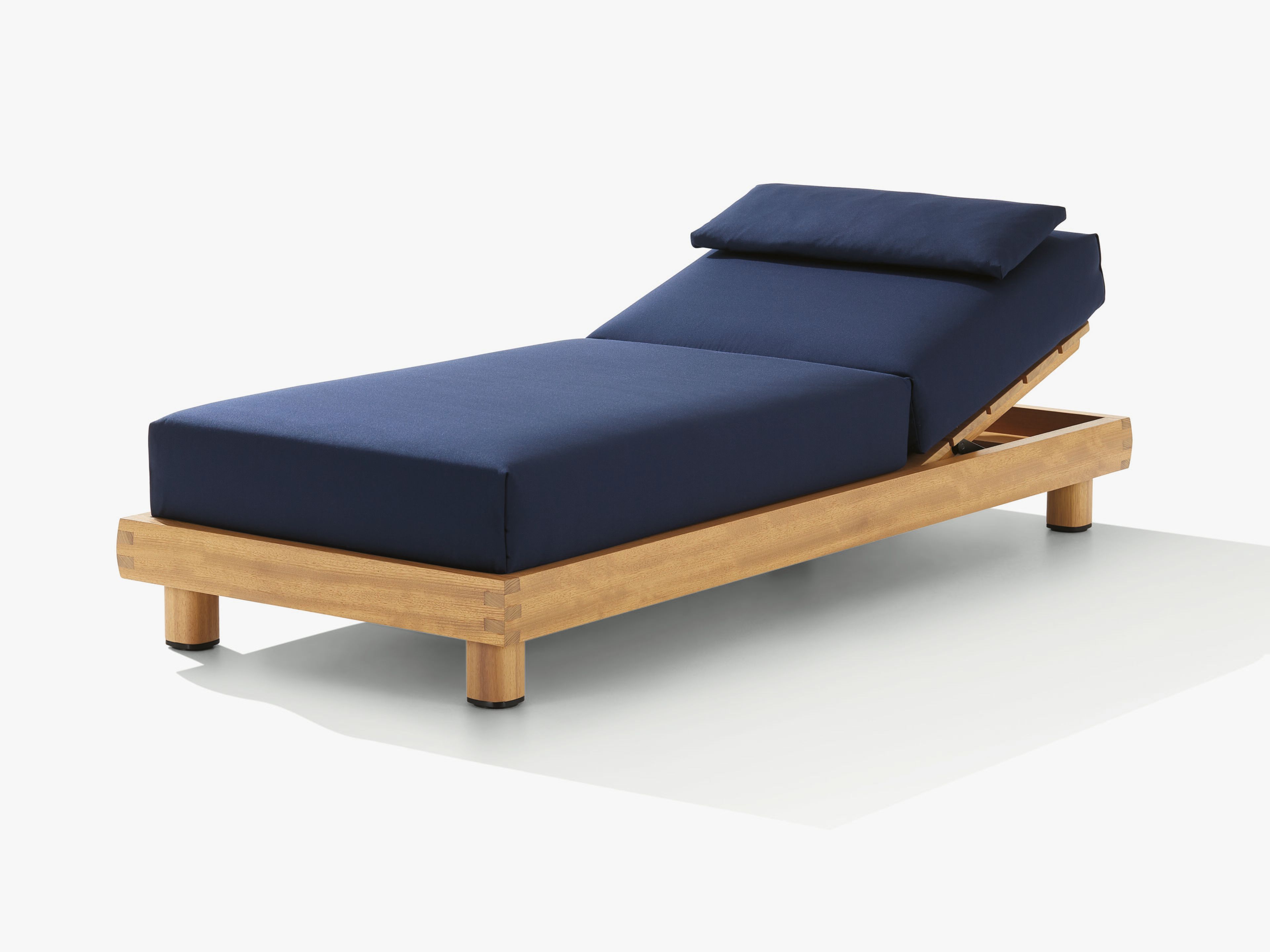 Шезлонг с деревянным основанием Poliform Ketch ARCH-00030964