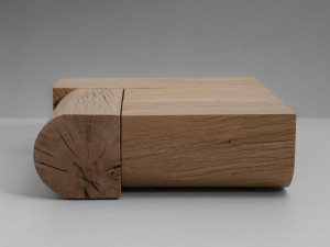 Квадратный журнальный столик из дуба