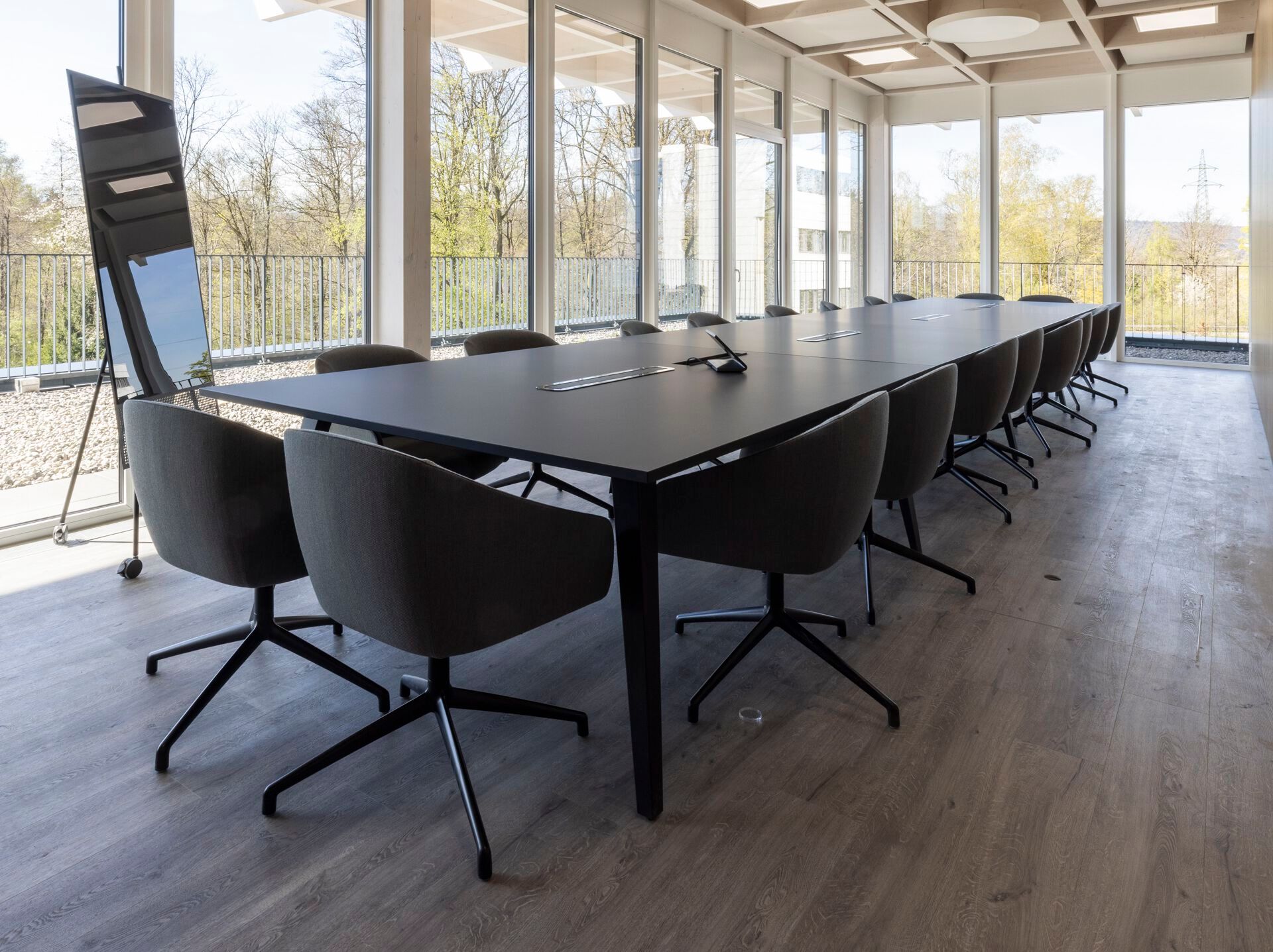 Прямоугольный стол для совещаний из ламината с системой люверсов Haworth ANYWAY CONNECT ARCH-00144642 - Вид №1