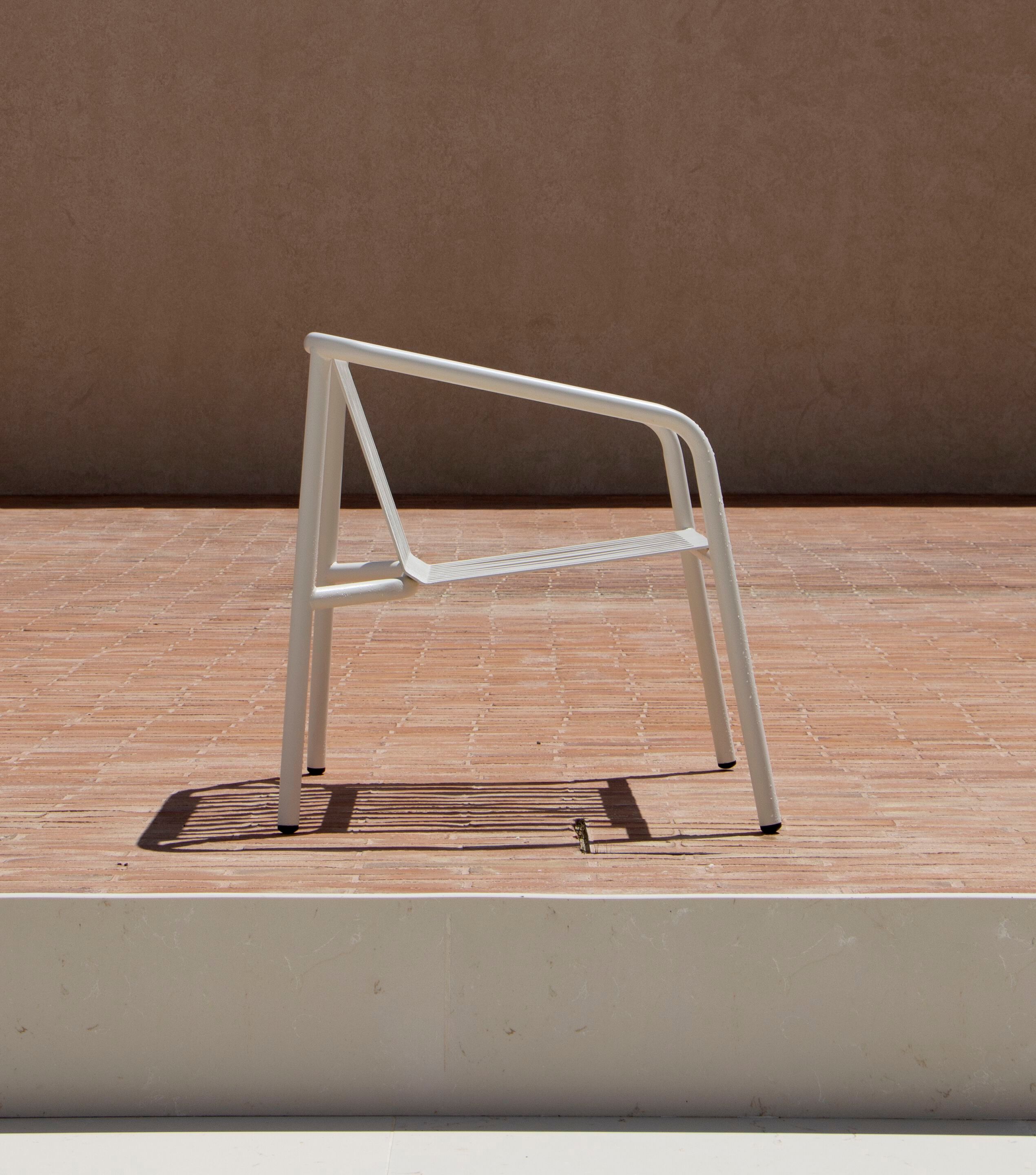 Алюминиевая садовая скамейка со спинкой Branca Lisboa Erva ARCH-00052035 - Вид №5