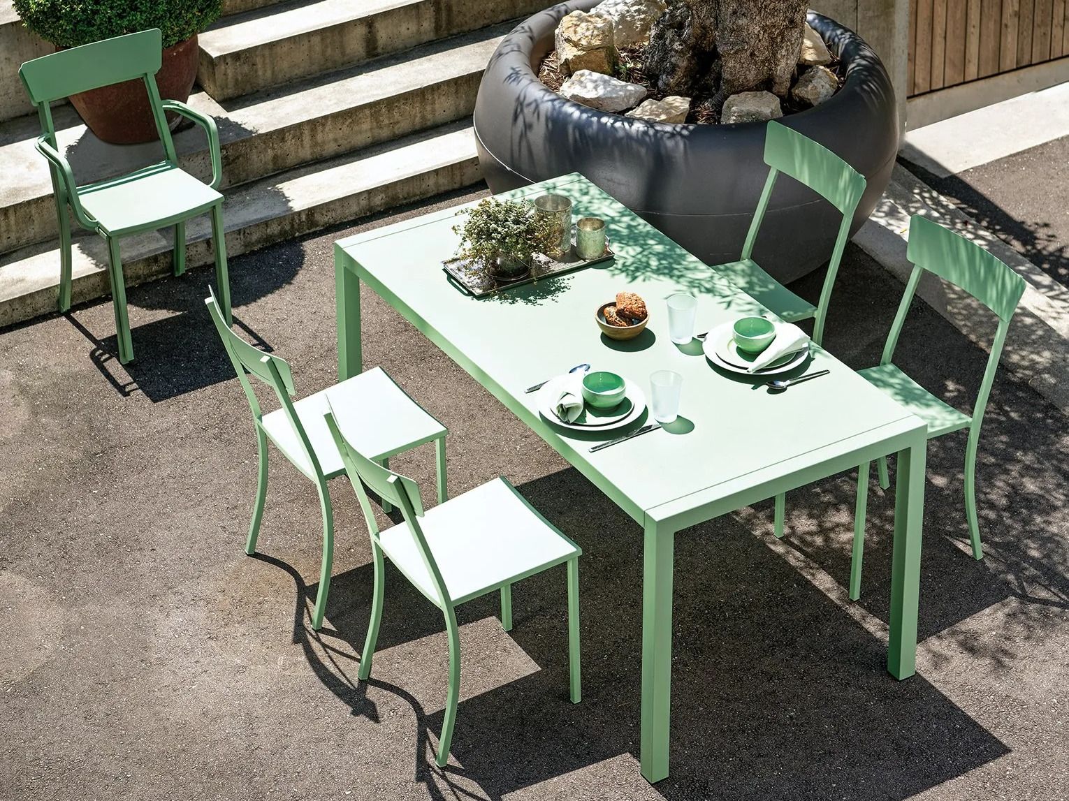 Металлический штабелируемый садовый стул с подлокотниками Vermobil Mogan ARCH-00110089 - Вид №3