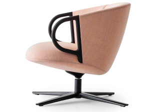 4-спицевое тканевое кресло с подлокотниками