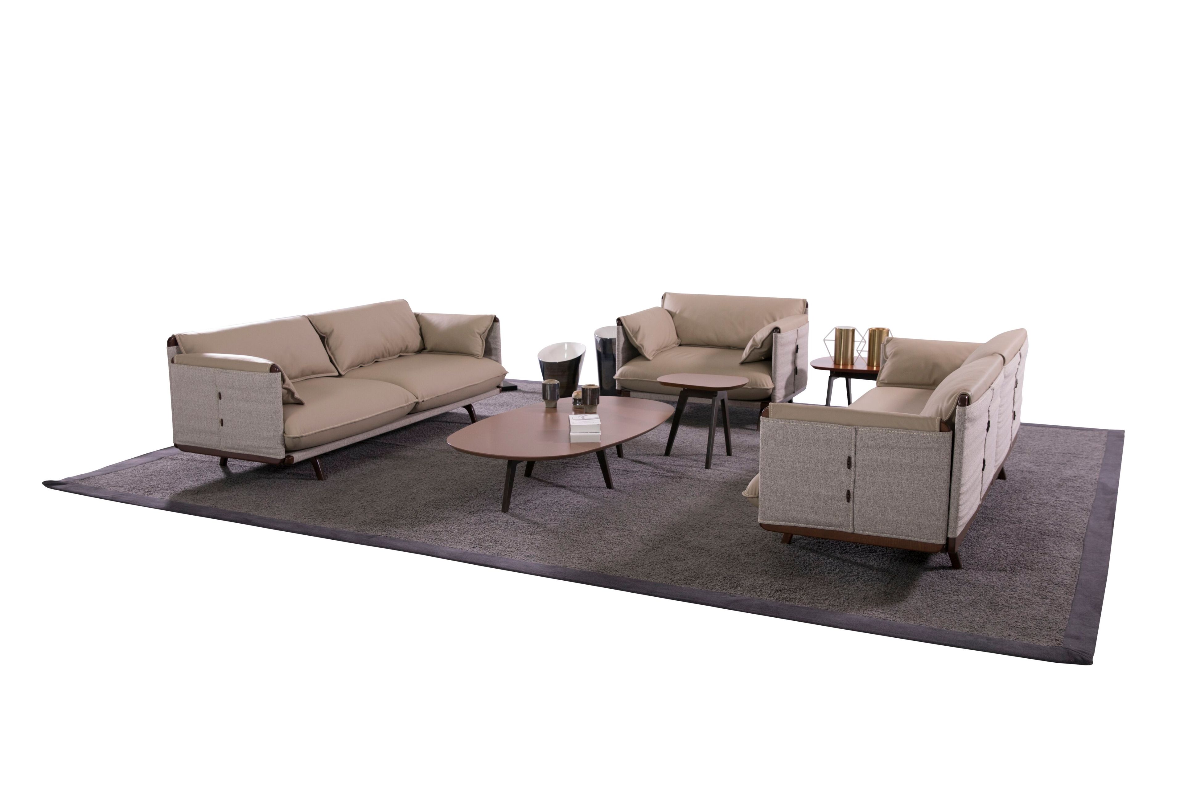 Кожаное кресло с подлокотниками ABLE Осло ARCH-00144666