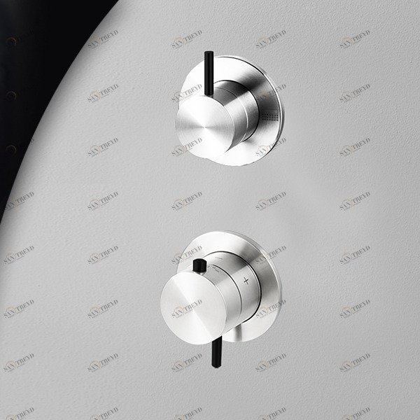 Термостат для душа глянцевая сталь с черной ручкой Toki Radomonte TER52LCIL12