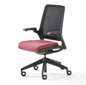 ESTEL GROUP Мягкое офисное кресло с 5 спицами и сеткой на колесиках