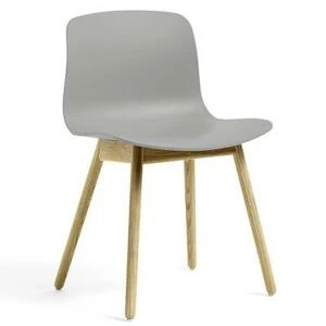 Стул AAC12, светло-серый с ножками из лакированного дуба