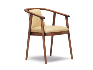 Стул из кожи и ясеня с подлокотниками