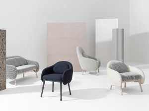 Кресло из ясеня с подлокотниками