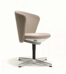 BENE Мягкое кресло с 4-мя спицами для залов ожидания Bay