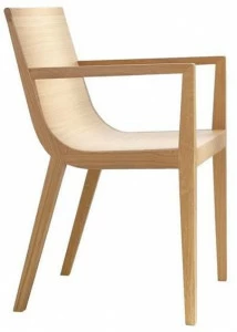 Andreu World Кресло из дерева с подлокотниками Rdl So7292