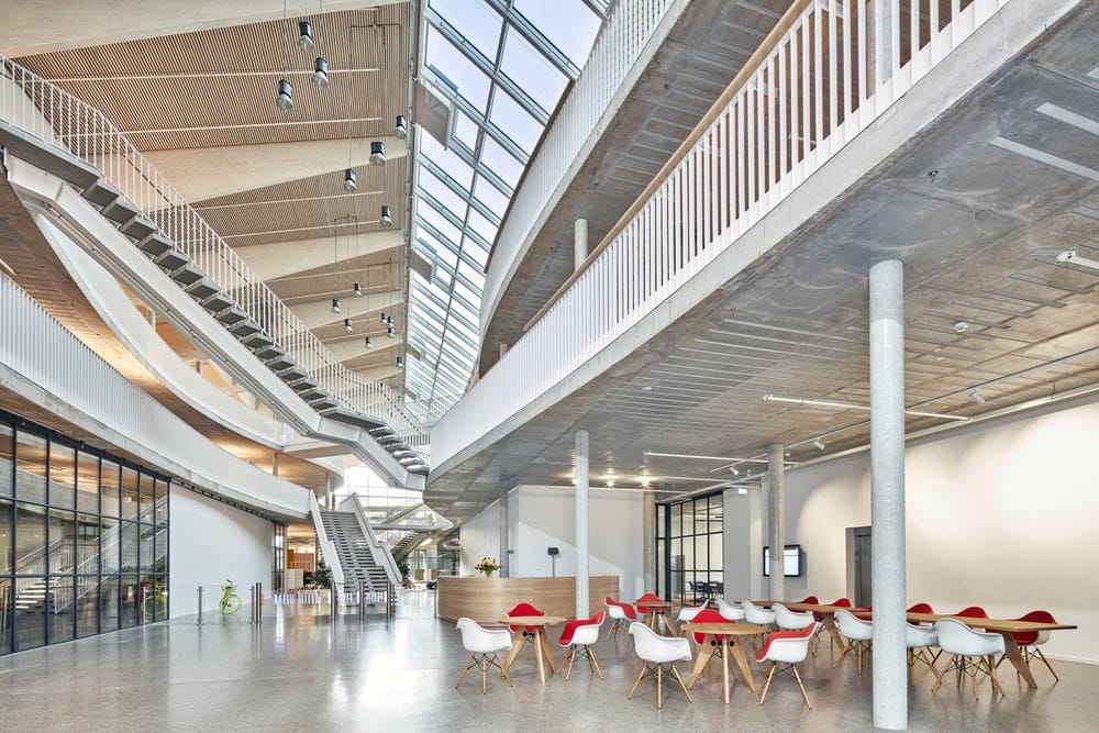 Стул из полипропилена со встроенной подушкой VITRA Eames Plastic Chair ARCH-00020618 - Вид №5