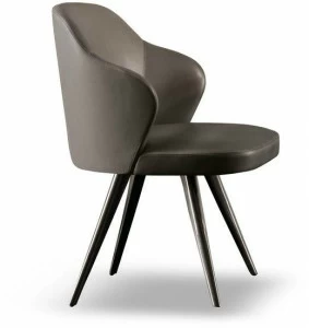 Minotti готов Leslie