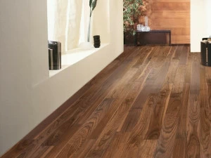 Unikolegno 2-х слойный паркет из орехового дерева Tris