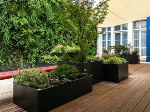 IMAGE'IN Кашпо из фибробетона на заказ для гостиниц