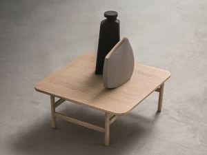 ZANETTE Квадратный журнальный столик из дуба Hood