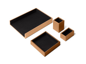 Набор кожаных столов