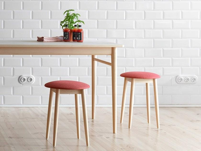 ONDARRETA Низкий деревянный табурет Oto sun-id-1432919 - Вид №4