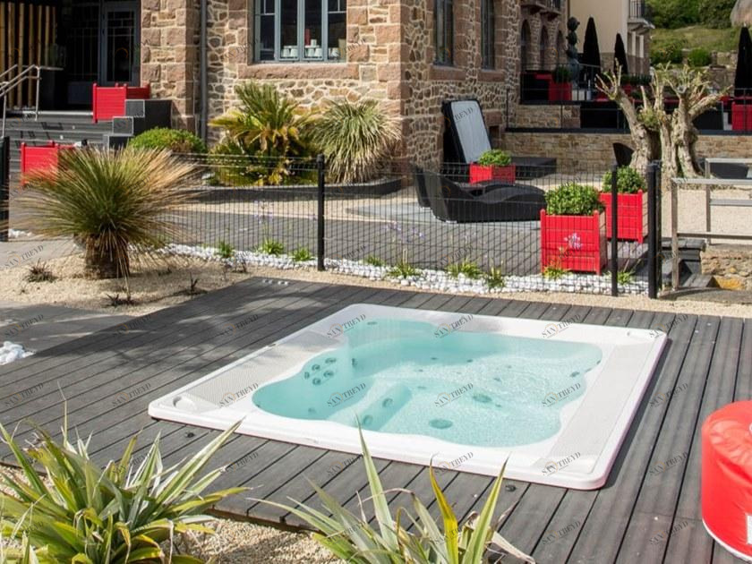 Jacuzzi® Квадратная встроенная гидромассажная ванна с гидромассажем Professional sun-id-1356983