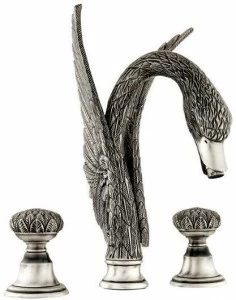 Bronces Mestre Смеситель для раковины на 3 отверстия Antartica swan